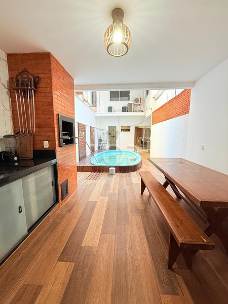 Linda casa mobiliada a 250m do mar em Perequê: 31ª foto da galeria de imagens do imóvel