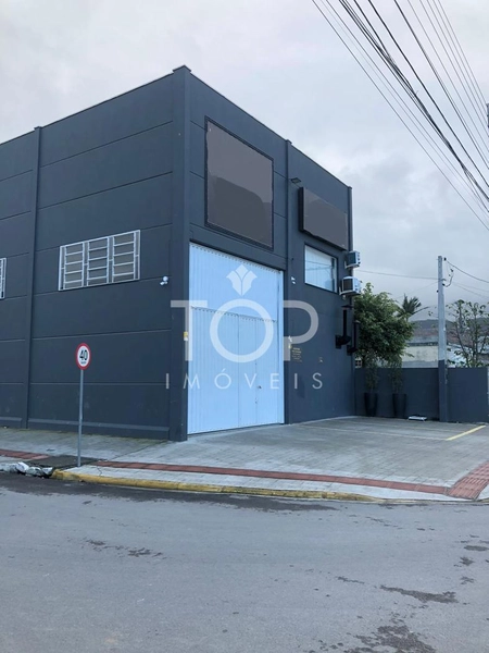 GALPÃO COMERCIAL GERANDO RENDA !!! : 4ª foto da galeria de imagens do imóvel