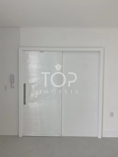 APARTAMENTO COM 3 SUITES E 3 VAGAS EM MEIA PRAIA: 9ª foto da galeria de imagens do imóvel