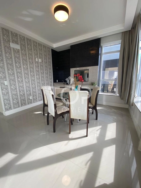 APARTAMENTO VENDA MOBILIADO QUADRA MAR MEIA PRAIA : 1ª foto da galeria de imagens do imóvel