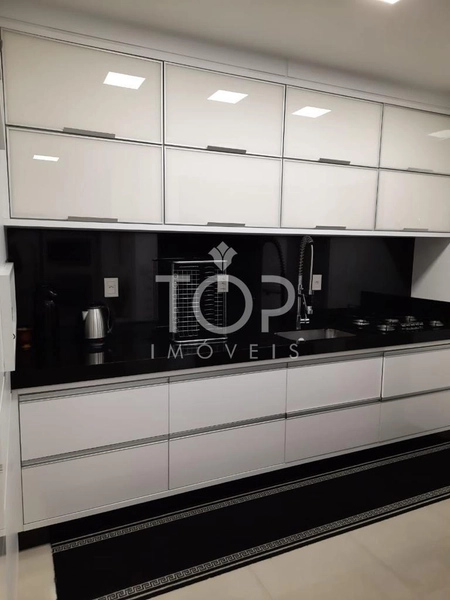 APARTAMENTO COM 4 SUITES, FINAMENTE MOBILIADO.: 2ª foto da galeria de imagens do imóvel