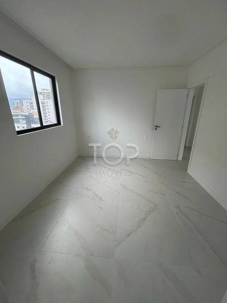 3 SUÍTES EM MEIA PRAIA: 11ª foto da galeria de imagens do imóvel