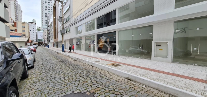 SALA COMERCIAL SUPER BEM LOCALIZADA: 1ª foto da galeria de imagens do imóvel
