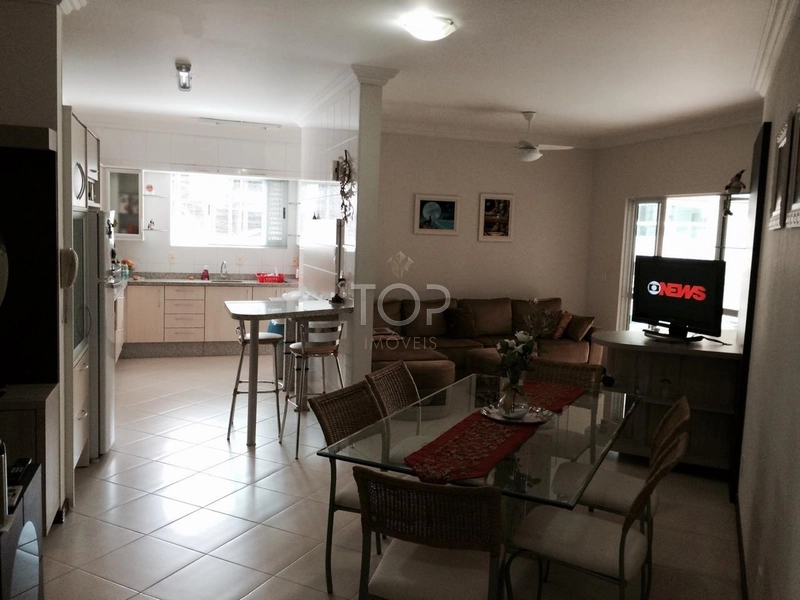 APARTAMENTO 4 QUARTOS BEM LOCALIZADO MEIA PRAIA: 4ª foto da galeria de imagens do imóvel