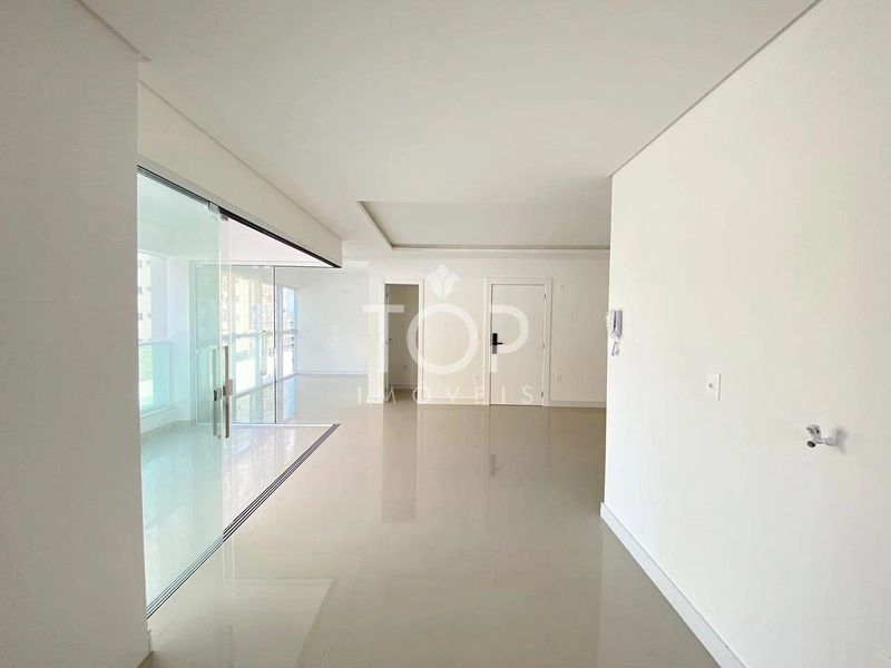 APARTAMENTO COM 4 SUITES C/ 1 MASTER EM MEIA PRAIA: 12ª foto da galeria de imagens do imóvel