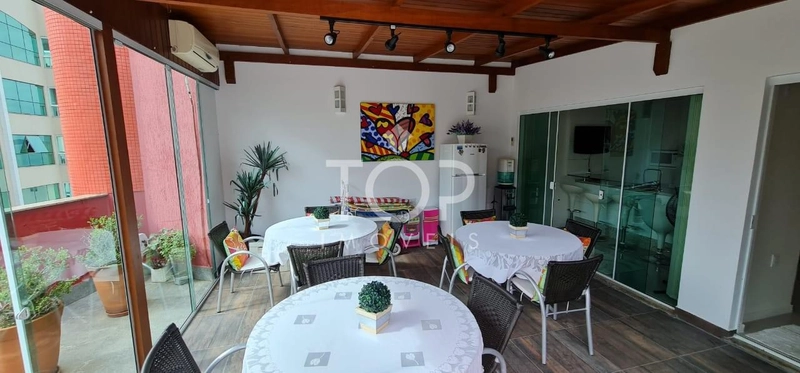 COBERTURA DUPLEX COM VISTA MAR EM MEIA PRAIA!: 6ª foto da galeria de imagens do imóvel