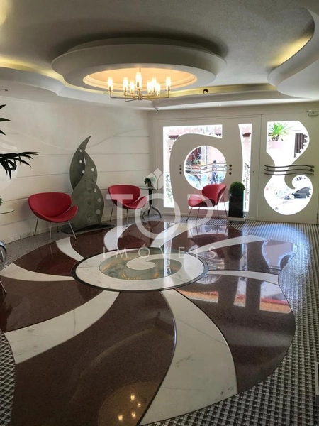 COBERTURA DUPLEX COM VISTA MAR EM MEIA PRAIA!: 1ª foto da galeria de imagens do imóvel