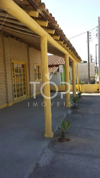 GALPÃO COMERCIAL NO PEREQUE : 7ª foto da galeria de imagens do imóvel
