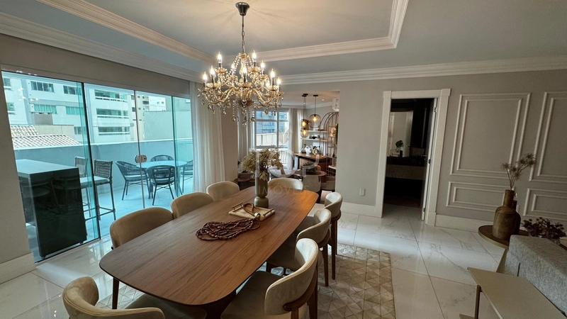 APARTAMENTO MOBILIADO EM MEIA PRAIA: 3ª foto da galeria de imagens do imóvel