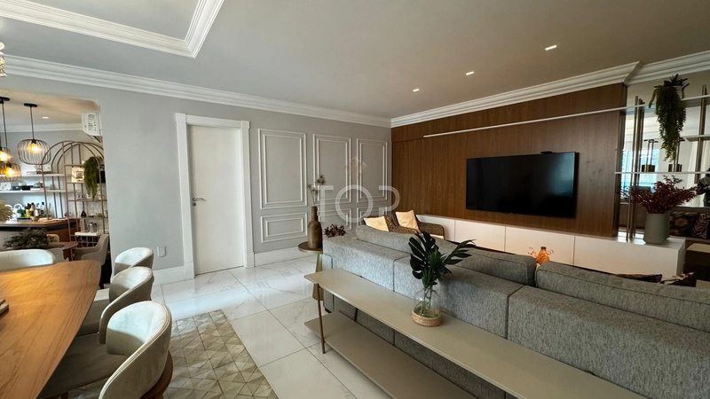 APARTAMENTO MOBILIADO EM MEIA PRAIA: 5ª foto da galeria de imagens do imóvel