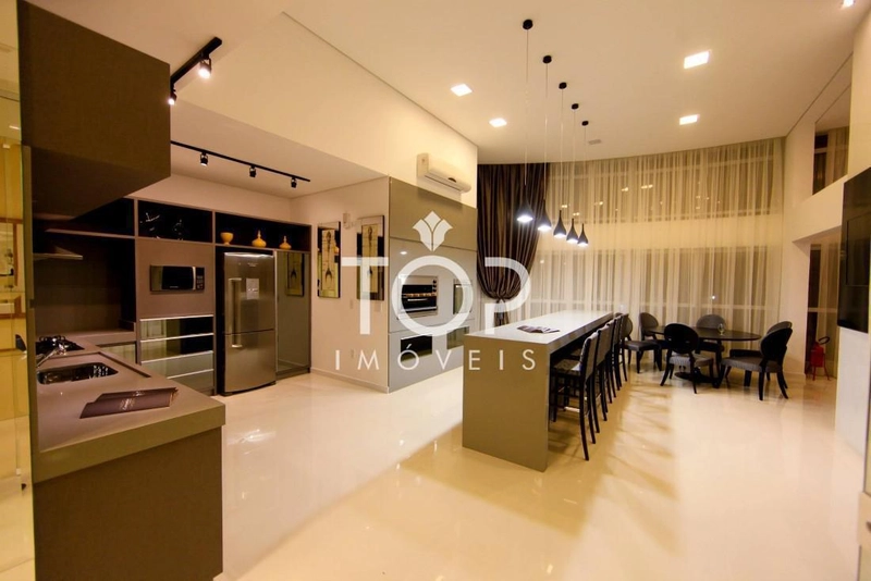 APARTAMENTO FRENTE AV. NEREU RAMOS EM MEIA PRAIA: 11ª foto da galeria de imagens do imóvel