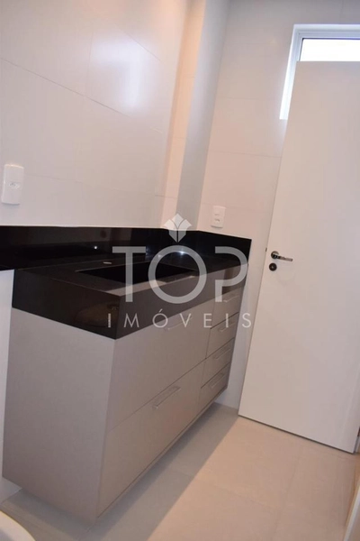 FINAMENTE MOBILIADO. COBERTURA DUPLEX MEIA PRAIA!: 13ª foto da galeria de imagens do imóvel