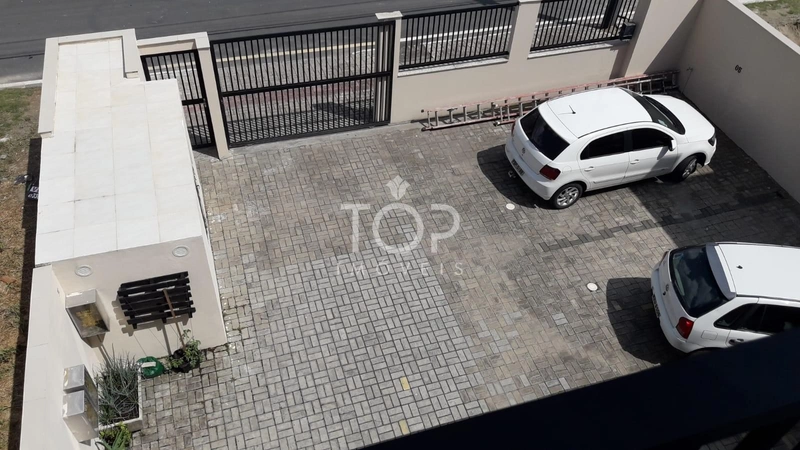 ÓTIMA LOCALIZAÇÃO EM BALNEÁRIO CAMBORIU: 3ª foto da galeria de imagens do imóvel