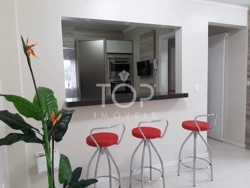 ÓTIMA LOCALIZAÇÃO EM BALNEÁRIO CAMBORIU: 3ª foto da galeria de imagens do imóvel
