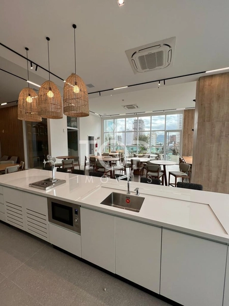 APARTAMENTO 4 SUÍTES FRENTE AVENIDA MEIA PRAIA: 21ª foto da galeria de imagens do imóvel