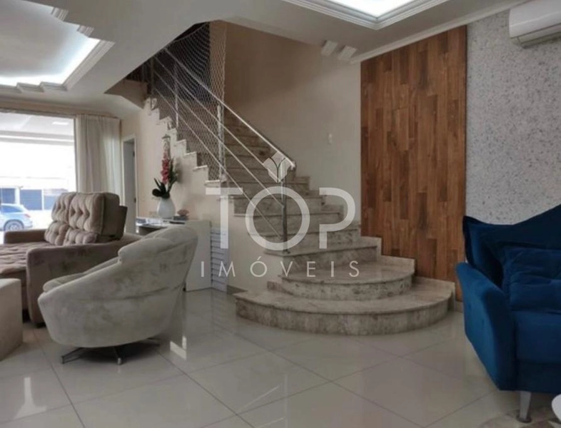 LINDO SOBRADO COM SPA PRIVATIVO PEREQUE : 1ª foto da galeria de imagens do imóvel