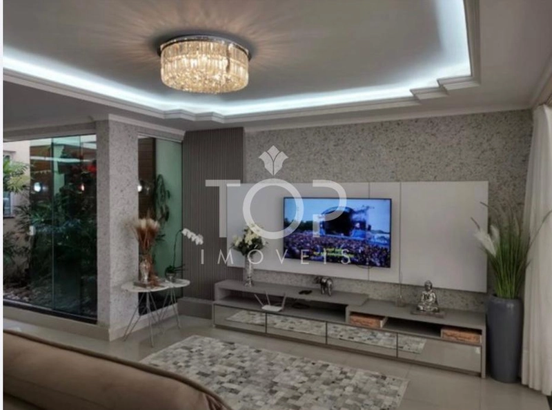 LINDO SOBRADO COM SPA PRIVATIVO PEREQUE : 2ª foto da galeria de imagens do imóvel