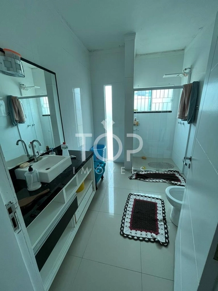 LINDO SOBRADO COM SPA PRIVATIVO PEREQUE : 14ª foto da galeria de imagens do imóvel