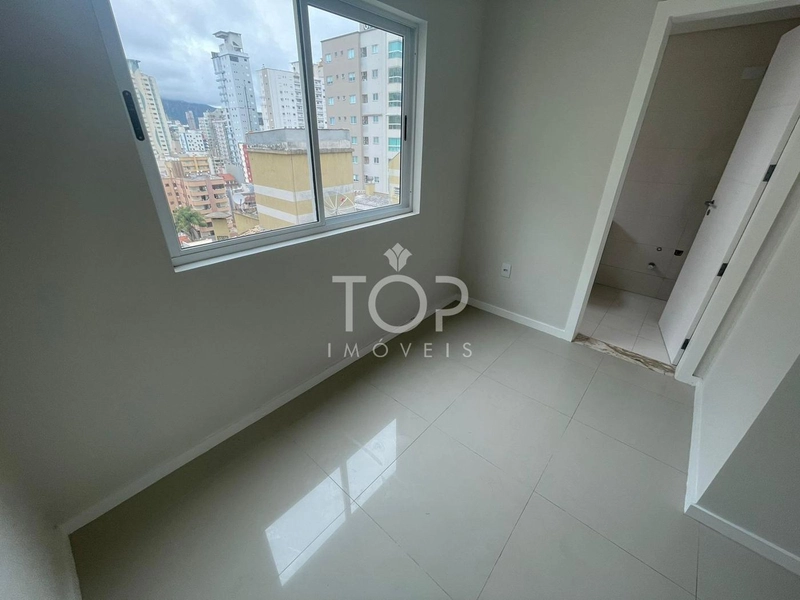 BEM LOCALIZADO 4 SUÍTES VISTA MAR!: 13ª foto da galeria de imagens do imóvel