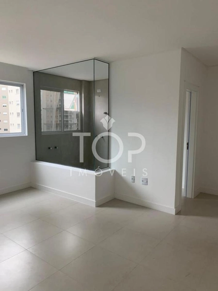 AMPLO APARTAMENTO 3 SUÍTES MEIA PRAIA FRENTE 2A AV: 3ª foto da galeria de imagens do imóvel
