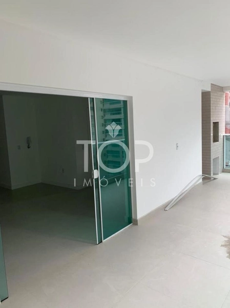 AMPLO APARTAMENTO 3 SUÍTES MEIA PRAIA FRENTE 2A AV: 22ª foto da galeria de imagens do imóvel