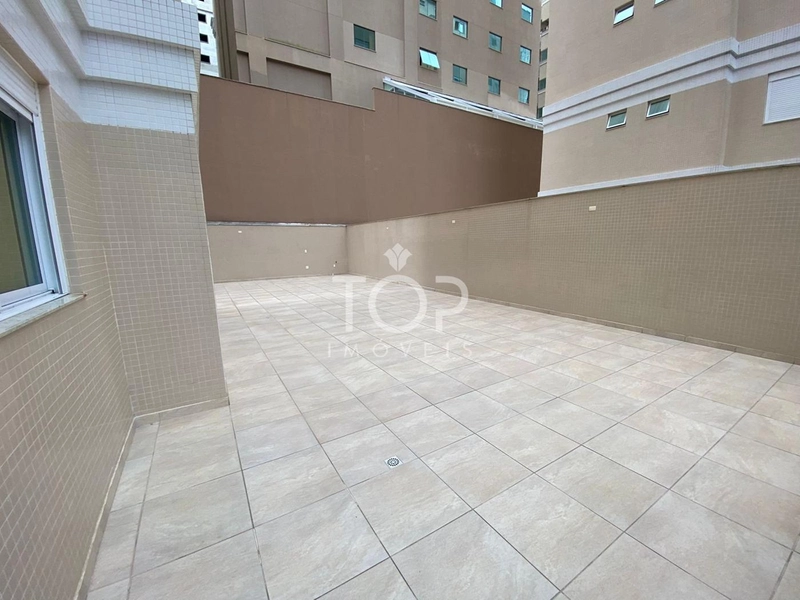 APARTAMENTO FINAMENTE MOBILIADO EM MEIA PRAIA.: 14ª foto da galeria de imagens do imóvel