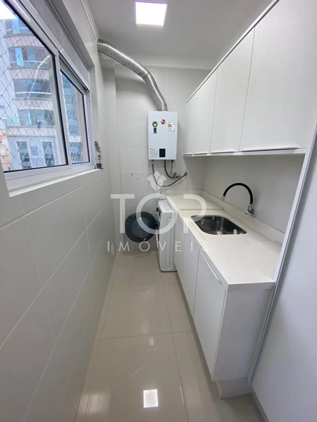 APARTAMENTO FINAMENTE MOBILIADO EM MEIA PRAIA.: 32ª foto da galeria de imagens do imóvel