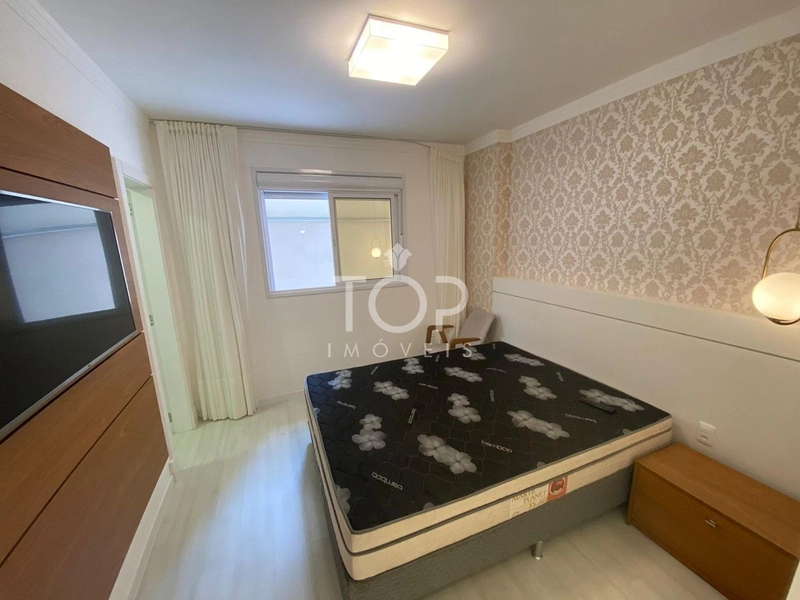 APARTAMENTO FINAMENTE MOBILIADO EM MEIA PRAIA.: 19ª foto da galeria de imagens do imóvel