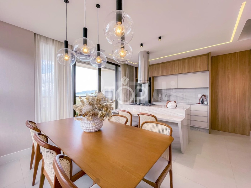LINDO APTO FRENTE MAR COM 3 SUITES EM BAL. PEREQUE: 12ª foto da galeria de imagens do imóvel