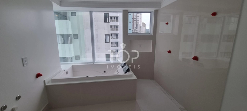 O LUXO EM UMA NOVA DIMENSÃO!DE BALNEARIO CAMBORIÚ: 33ª foto da galeria de imagens do imóvel