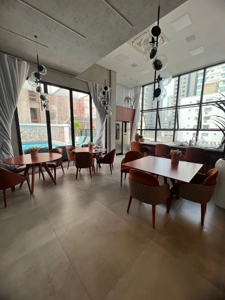 4 SUITES BEM LOCALIZADO MEIA PRAIA: 46ª foto da galeria de imagens do imóvel