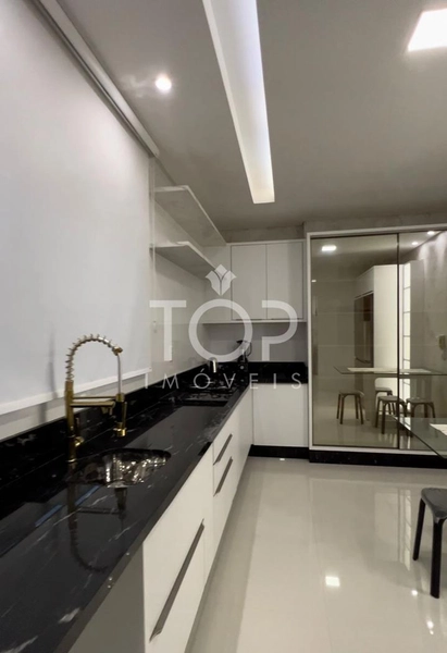 LINDO APARTAMENTO MOBILIA NOVA 3 SUITES MEIA PRAIA: 31ª foto da galeria de imagens do imóvel