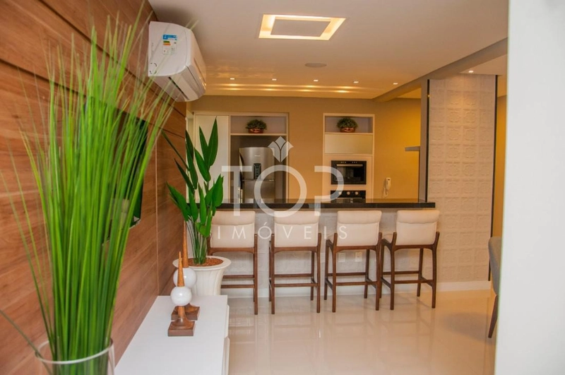 LINDO APARTAMENTO MOBILIA NOVA 3 SUITES MEIA PRAIA: 17ª foto da galeria de imagens do imóvel