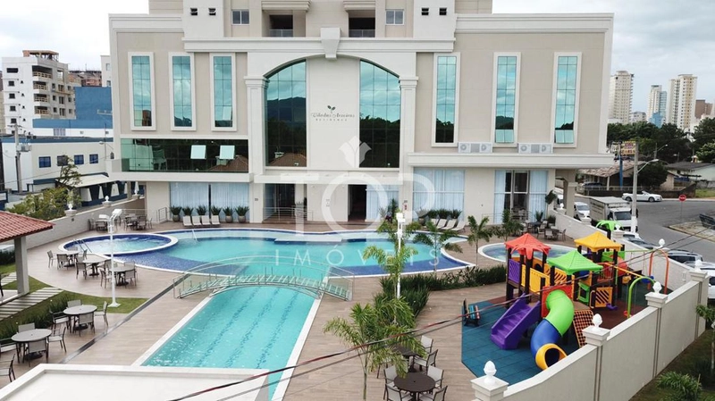 LINDO APARTAMENTO MOBILIADO EM MEIA PRAIA : 18ª foto da galeria de imagens do imóvel