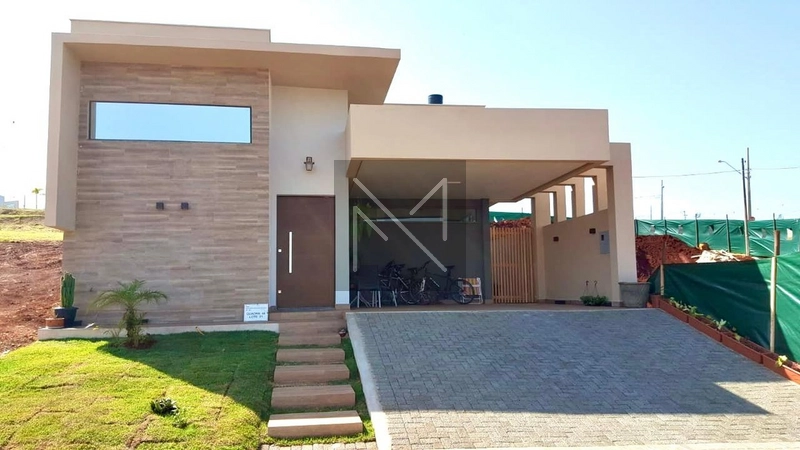Casa 04 Dormitórios.: 1ª foto da galeria de imagens do imóvel