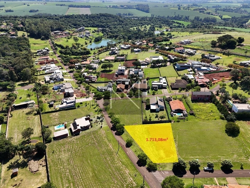 OPORTUNIDADE - TERRENO: 3ª foto da galeria de imagens do imóvel