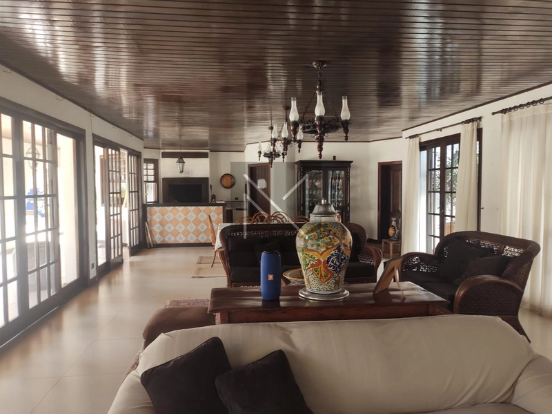 Casa para venda no Bela Suiça em Londrina - PR: 3ª foto da galeria de imagens do imóvel