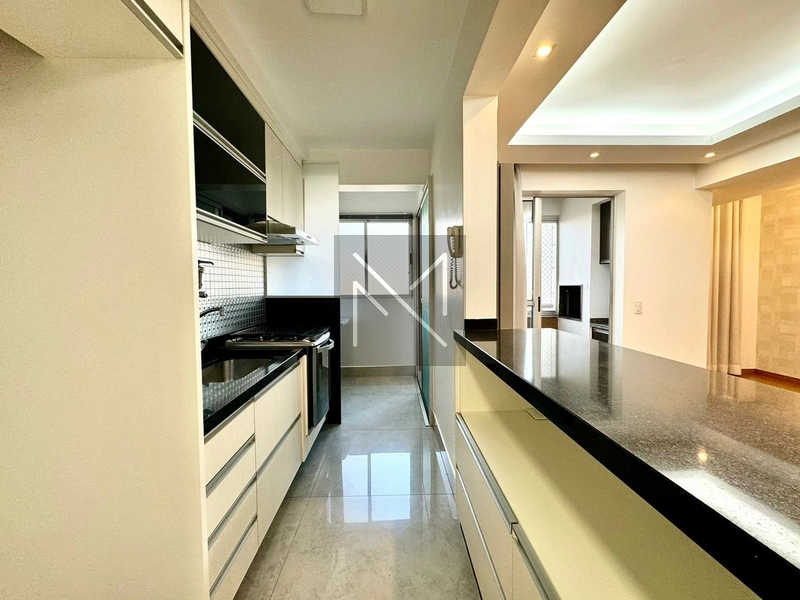 APARTAMENTO GLEBA PALHANO ANDAR ALTO: 3ª foto da galeria de imagens do imóvel