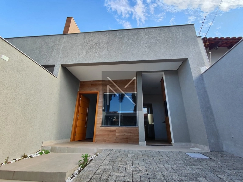 Casa com 3 dormitórios sendo 1 suíte em Londrina - PR: 3ª foto da galeria de imagens do imóvel