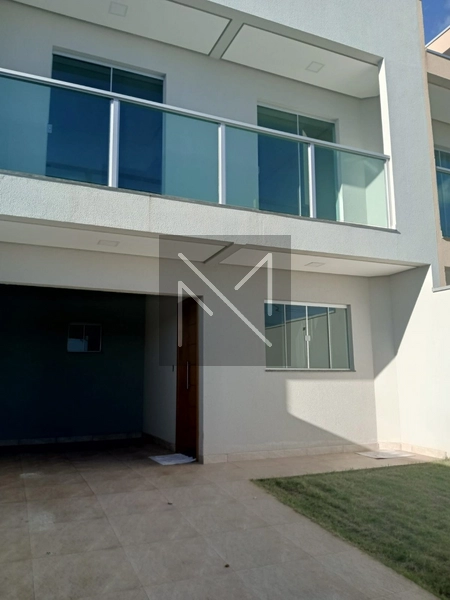 Sobrado para venda no Jardim Bandeirantes em Londrina - PR: 3ª foto da galeria de imagens do imóvel