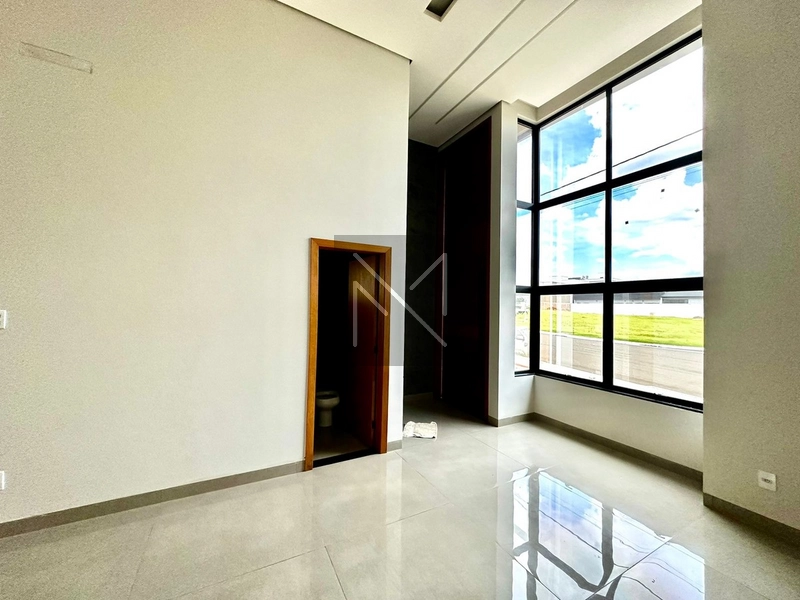 Casa Térrea - Disponível para venda: 3ª foto da galeria de imagens do imóvel