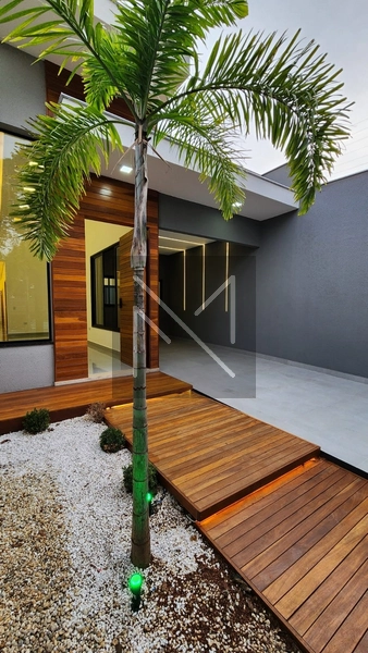 Casa para venda no Jardim Piza em Londrina - PR: 2ª foto da galeria de imagens do imóvel