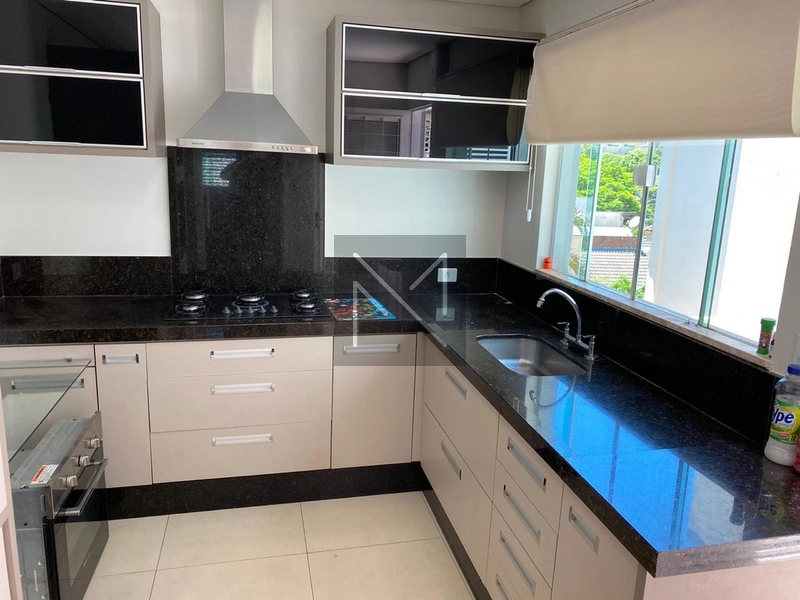 Casa assobradada para venda no Quebec em Londrina - PR: 7ª foto da galeria de imagens do imóvel
