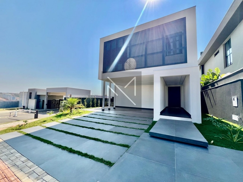 Casa em Condomínio - Parque Tauá - Araguari - Sobrado: 1ª foto da galeria de imagens do imóvel