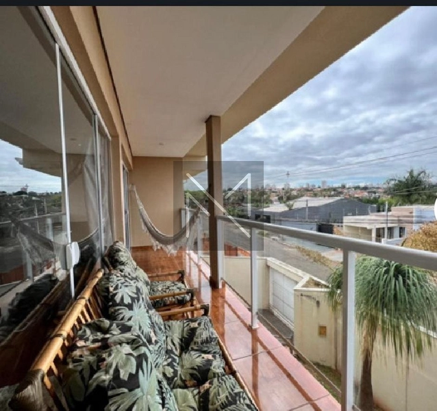 Casa - Portal de Versalhes - Londrina - Sobrado: 12ª foto da galeria de imagens do imóvel
