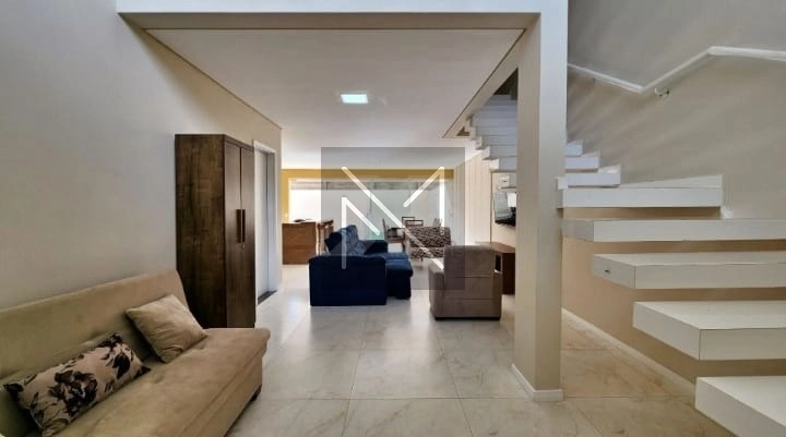 Casa em Condomínio - Sobrado - Bella Vitta - Londrina: 4ª foto da galeria de imagens do imóvel