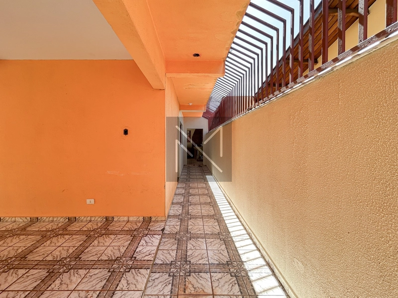 Sobrado para venda no Jardim Santa Mônica em Londrina - PR: 7ª foto da galeria de imagens do imóvel