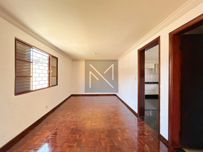 Sobrado para venda no Jardim Santa Mônica em Londrina - PR: 9ª foto da galeria de imagens do imóvel