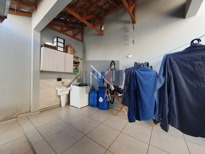 Casa para venda no H.U em Londrina - PR: 26ª foto da galeria de imagens do imóvel