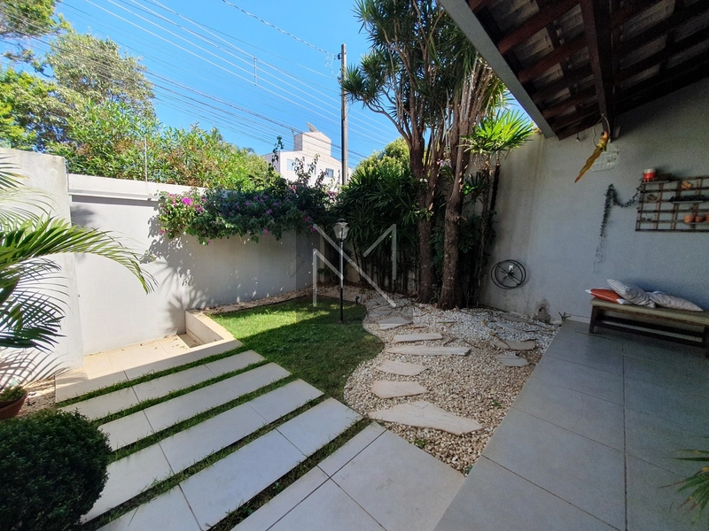 Casa para venda no H.U em Londrina - PR: 3ª foto da galeria de imagens do imóvel